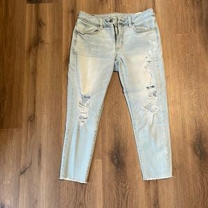 American Eagle Ripped Jeans, cropped size 8